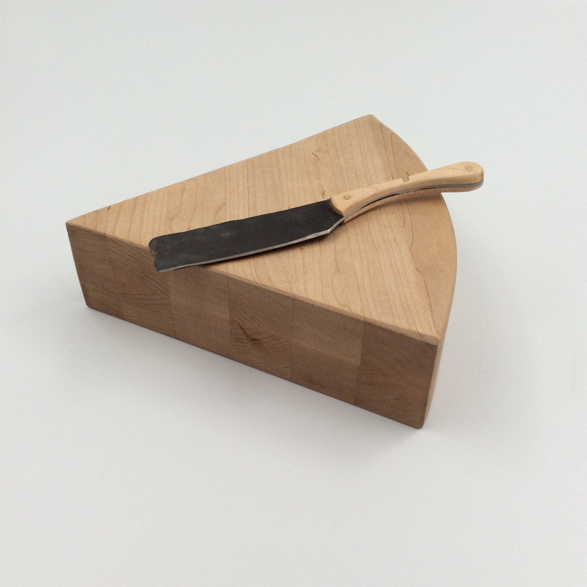 Cheese Wedge with Forged Knife - Maple Wood - Five and Divine